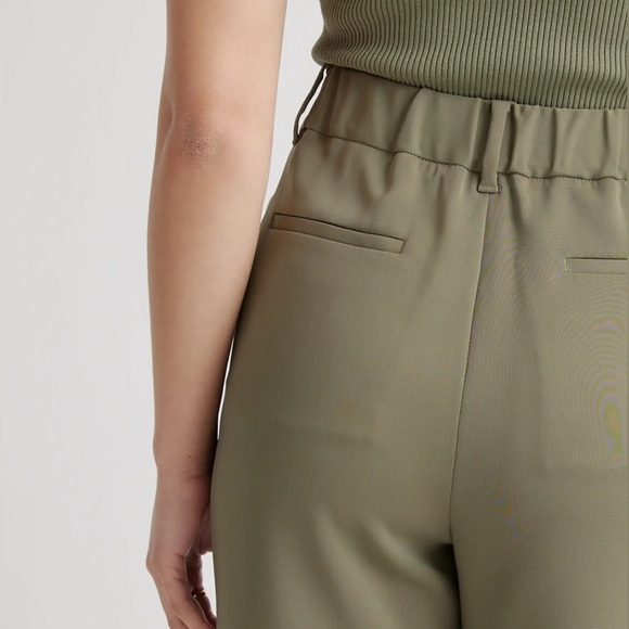 NEW Quince Stretch Crepe Pleated Wide Leg Pant in olive - size small​​​​ - Picture 5 of 11